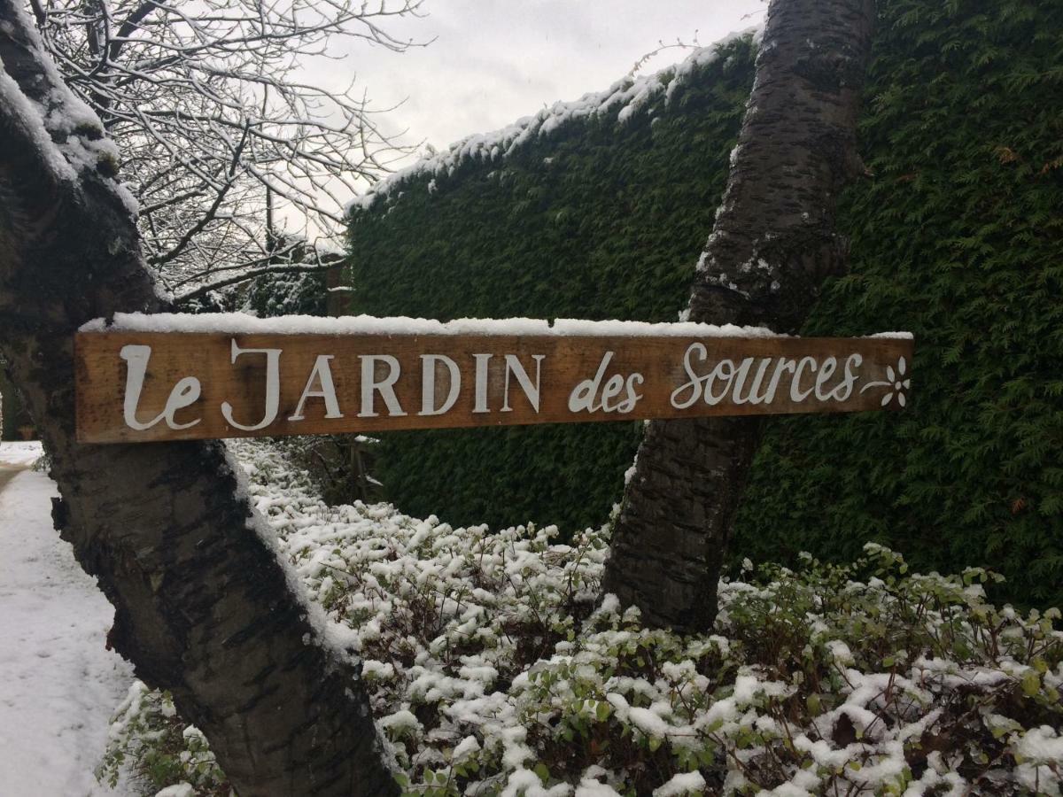 Le Jardin Des Sources Bed & Breakfast Ла Юлп Екстериор снимка